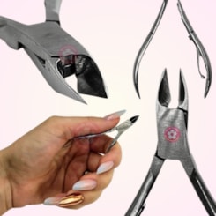 Alicate de cutículas Inox Real Love 9,5cm Mola de aço Alicate de cutículas Inox Real Love 9,5cm Mola de aço