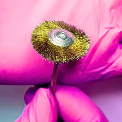 Escova de Aço para Limpeza de Brocas