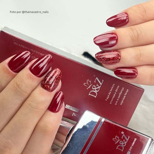 Esmalte em gel 04 Vermelho fechado Cereja D&Z para unhas