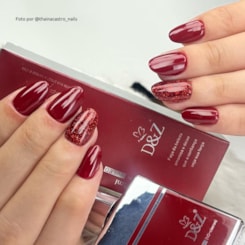 Esmalte em gel 04 Vermelho fechado Cereja D&Z Esmalte em gel 04 Vermelho fechado Cereja D&Z