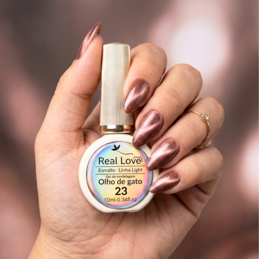 Esmalte em gel olho de gato Real Love Refletivo 23 Amêndoa Magnético para unhas