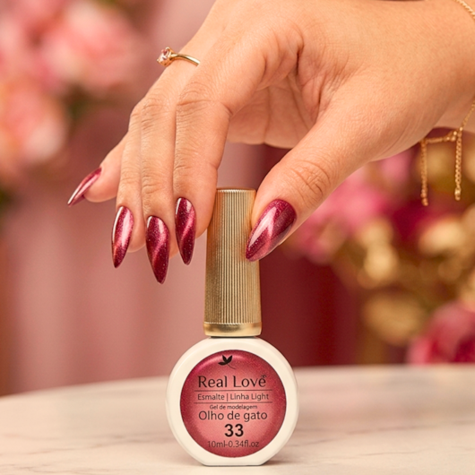 Esmalte em gel olho de gato Real Love Refletivo 33 Cereja Magnético para unhas