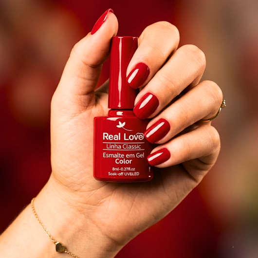 Esmalte em gel Vermelho Fechado Real Love Linha Classic 8ml 049 para unhas