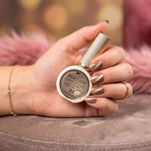 Esmalte gel olho de gato Real Love Refletivo 02 Nude para unhas