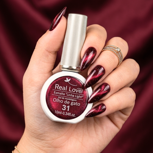 Esmalte gel olho de gato Real Love Refletivo 31 Vinho Magnético para unhas