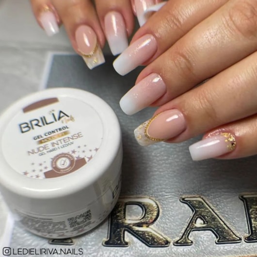 Gel para molde F1 Control Nude Intense Brilia 25g para unhas