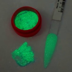 Glitter Ultra Fino Azul Cristal Brilha no Escuro 2g Glitter Ultra Fino Azul Cristal Brilha no Escuro 2g