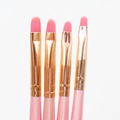 Kit De Pincéis Lingua De Gato 2, 4, 6 E 8 Helen Color 3697-1 Kit De Pincéis Lingua De Gato 2, 4, 6 E 8 Helen Color 3697-1