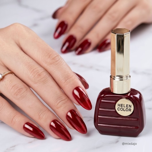 Kit esmalte em gel Rebu e Maça do Amor Helen Color para unhas