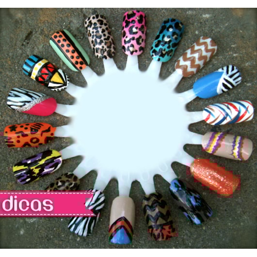 Mostruário de esmalte em gel e decoração para unhas
