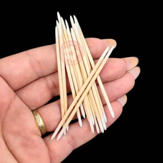 Palito longo com algodão ponta dupla para esmaltação 100un rosa para unhas