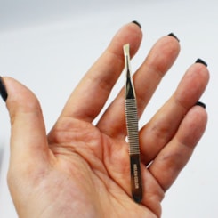 Pinça Para Cílios E Sobrancelhas Helen Color 1002 Pinça Para Cílios E Sobrancelhas Helen Color 1002