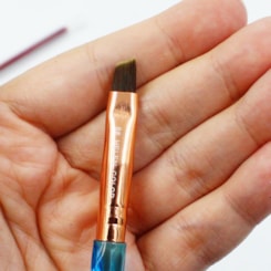 Pincel Chanfrado Helen Color #8 Pincel Chanfrado Helen Color #8