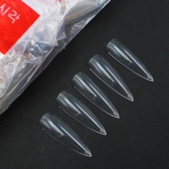 Postiças Transparente Stiletto Longa 500un Postiças Transparente Stiletto Longa 500un