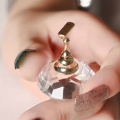 Suporte para Postiça Treino Expositor Diamante Daminha Suporte para Postiça Treino Expositor Diamante Daminha