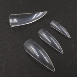 Tips Stiletto Curva Transparente helen color 100un Tips Stiletto Curva Transparente helen color 100un